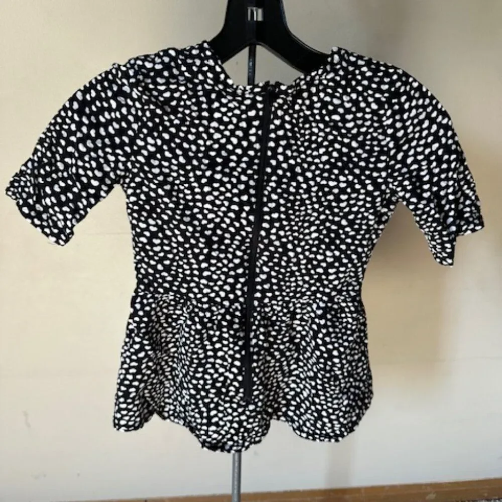 Black & White Heart Peplum Top 8436 Medium Size 8 (girls)